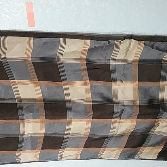 Echo silk scarf size 15" x 34" - Picture 5 of 6